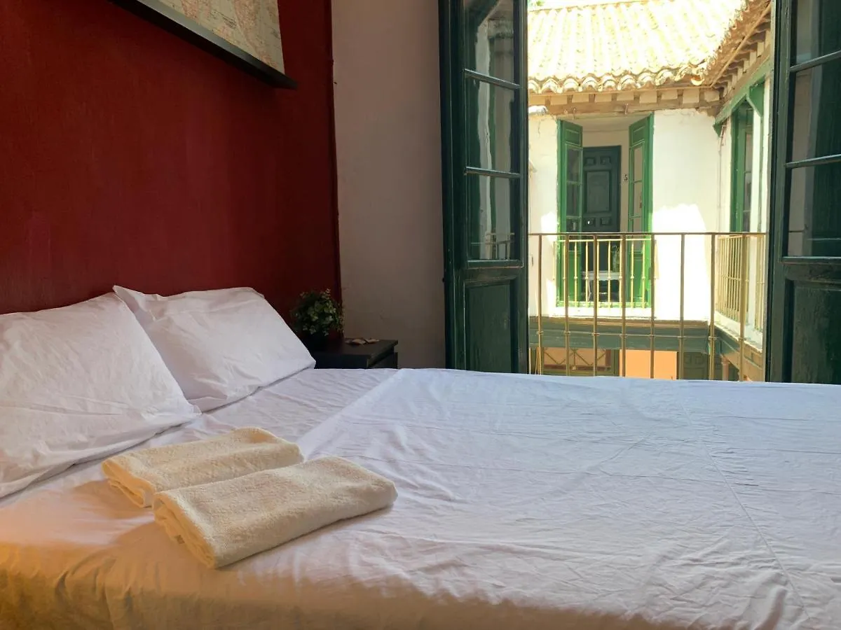 Maria Magdalena - Room 10 Malaga Homestay